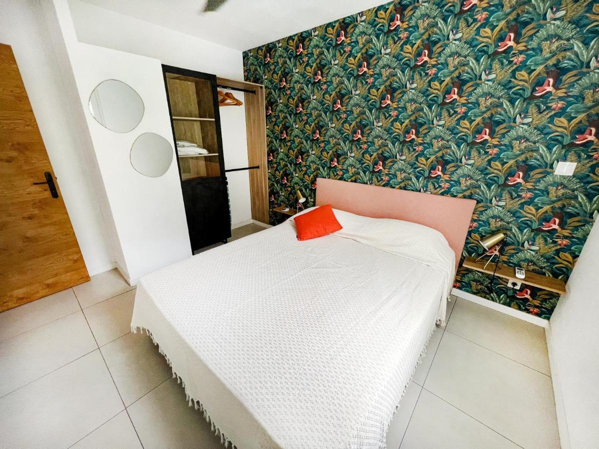 Le Petrel Bleu - Appartement Sur La Plage Des Tortues A Сен-Лу Екстериор снимка
